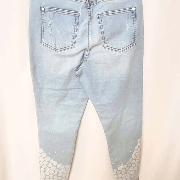 Jennifer Lopez Blue Skinny Crop Jeans - Picture 4 of 4